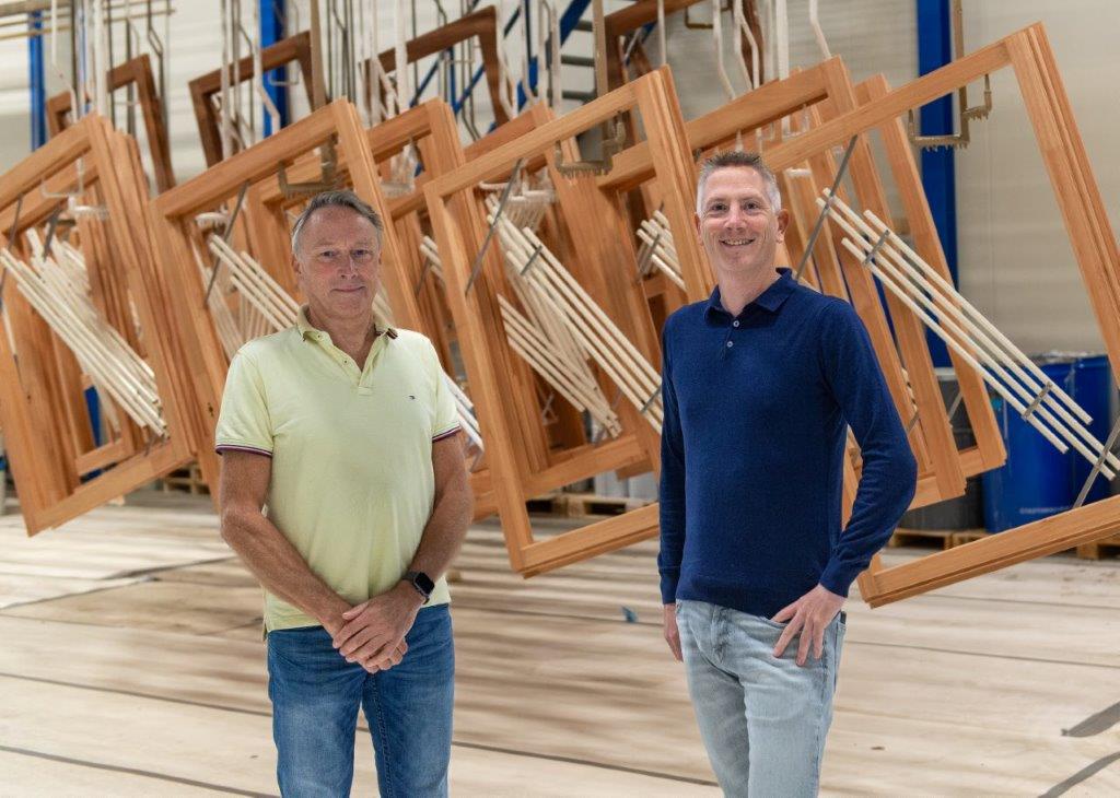 WN Kozijnen & Prefab Wanden werkt biobased verf van Anker Stuy