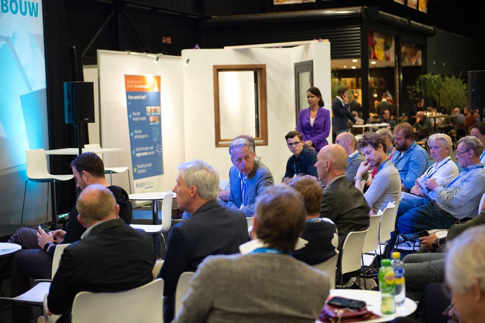 Het exposantenprogramma wordt aangevuld met presentaties, workshops, talkshows en debatten. Het complete kennisprogramma staat op houtbouwbeurs.nl.